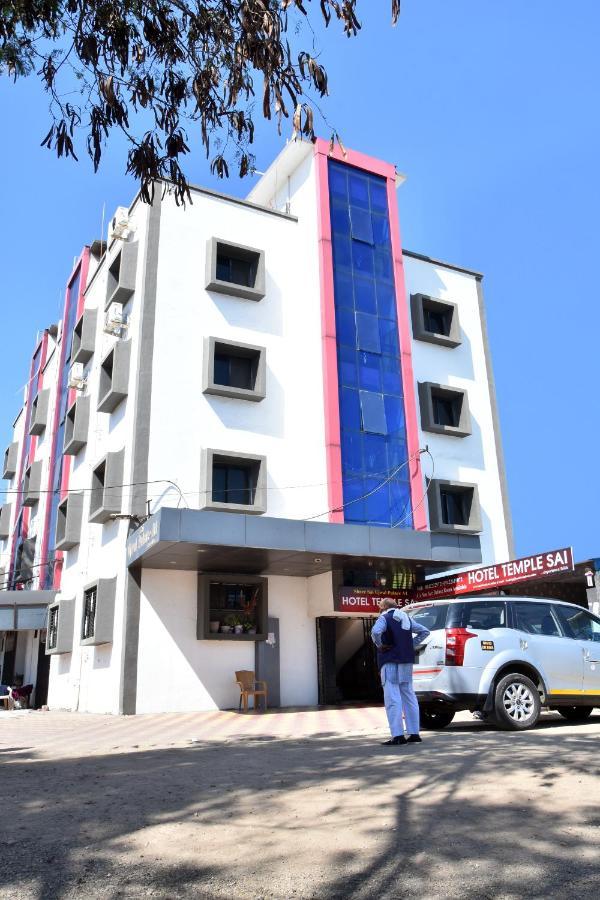 Hotel Temple Sai Shirdi Eksteriør bilde